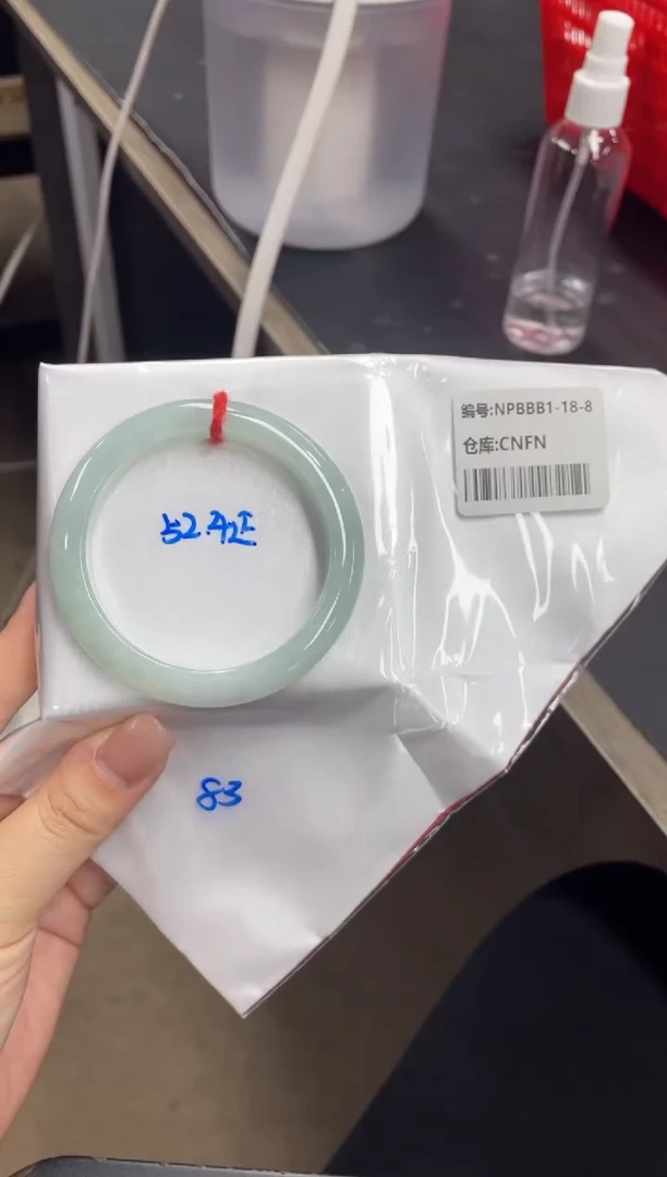 未镶嵌手镯翡翠翡翠手镯