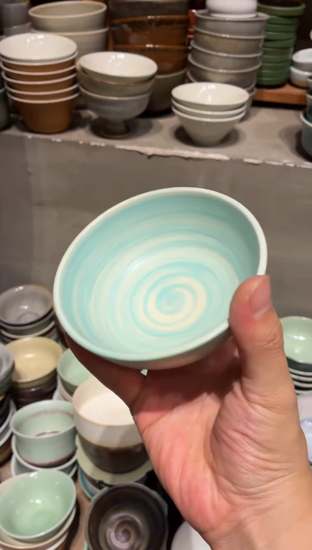 瓷片抬*414  蓝色手刷釉小碗1个