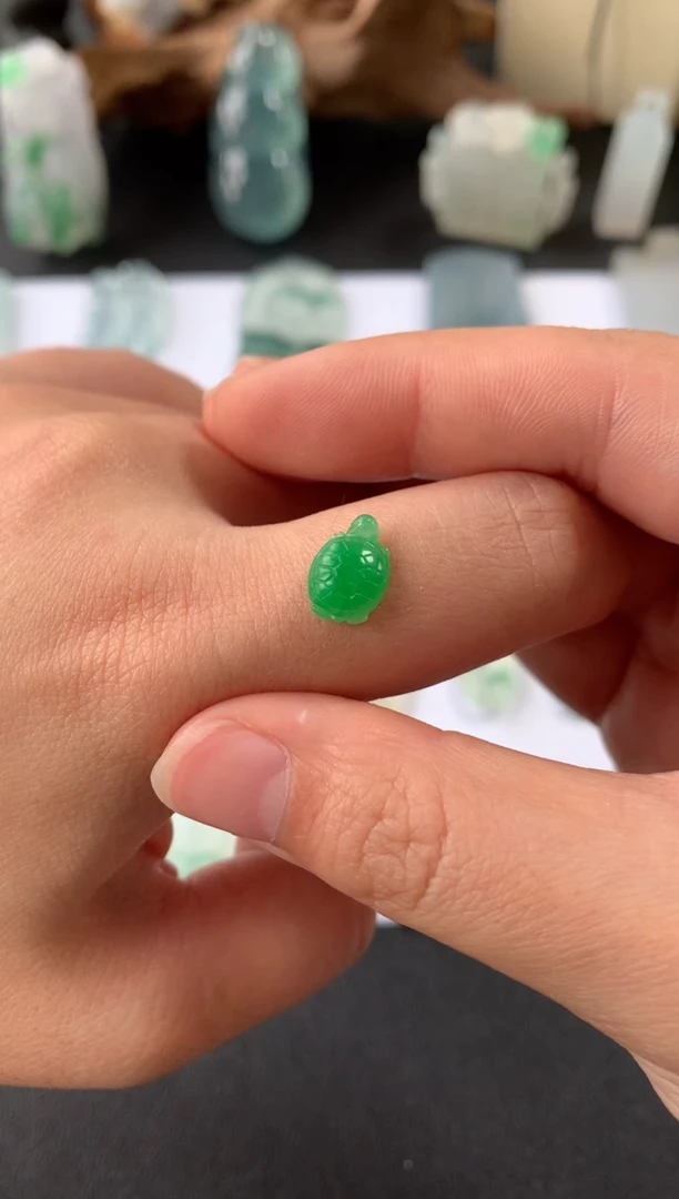 【闪购商品】定制翡翠未镶嵌翡翠