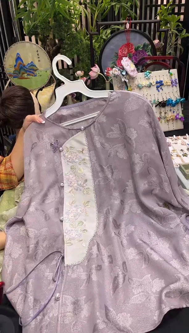 织绣荆****O非遗苏绣手工饰品L码