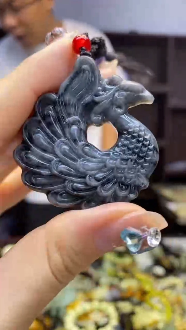 未镶嵌岫玉挂件