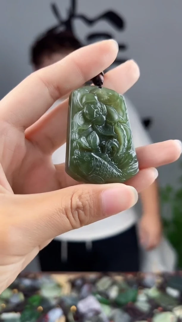 未镶嵌和田玉挂件拍一发一，多样性发货
