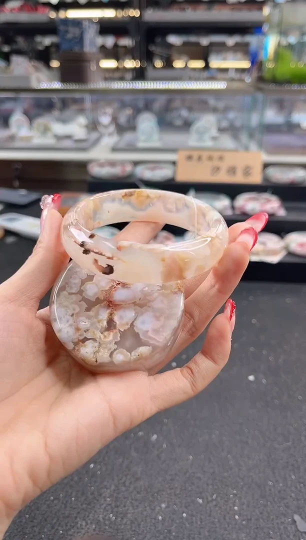 未镶嵌手镯石英质玉57-58圈口（赠品镯心）6907105