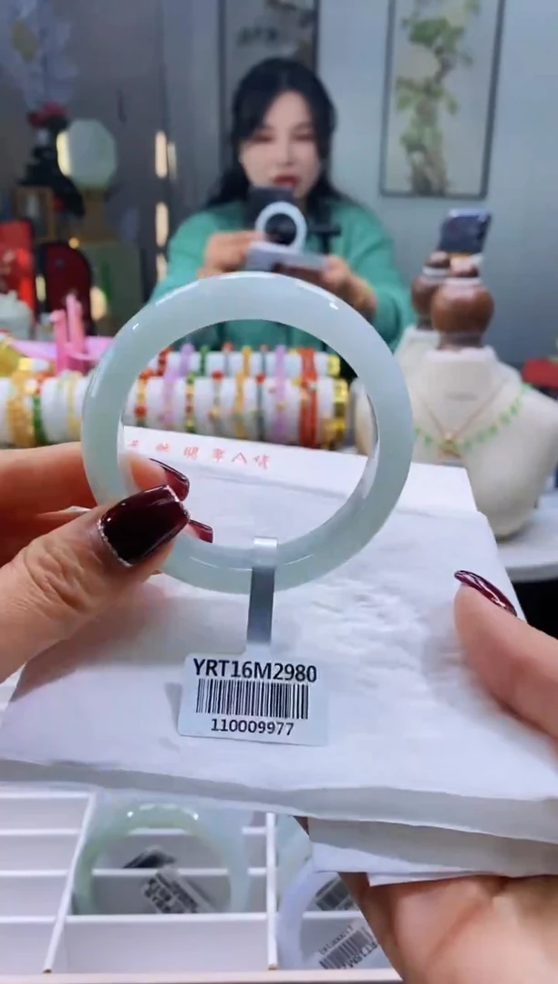 未镶嵌手镯翡翠63号54.3/12.6*8.0