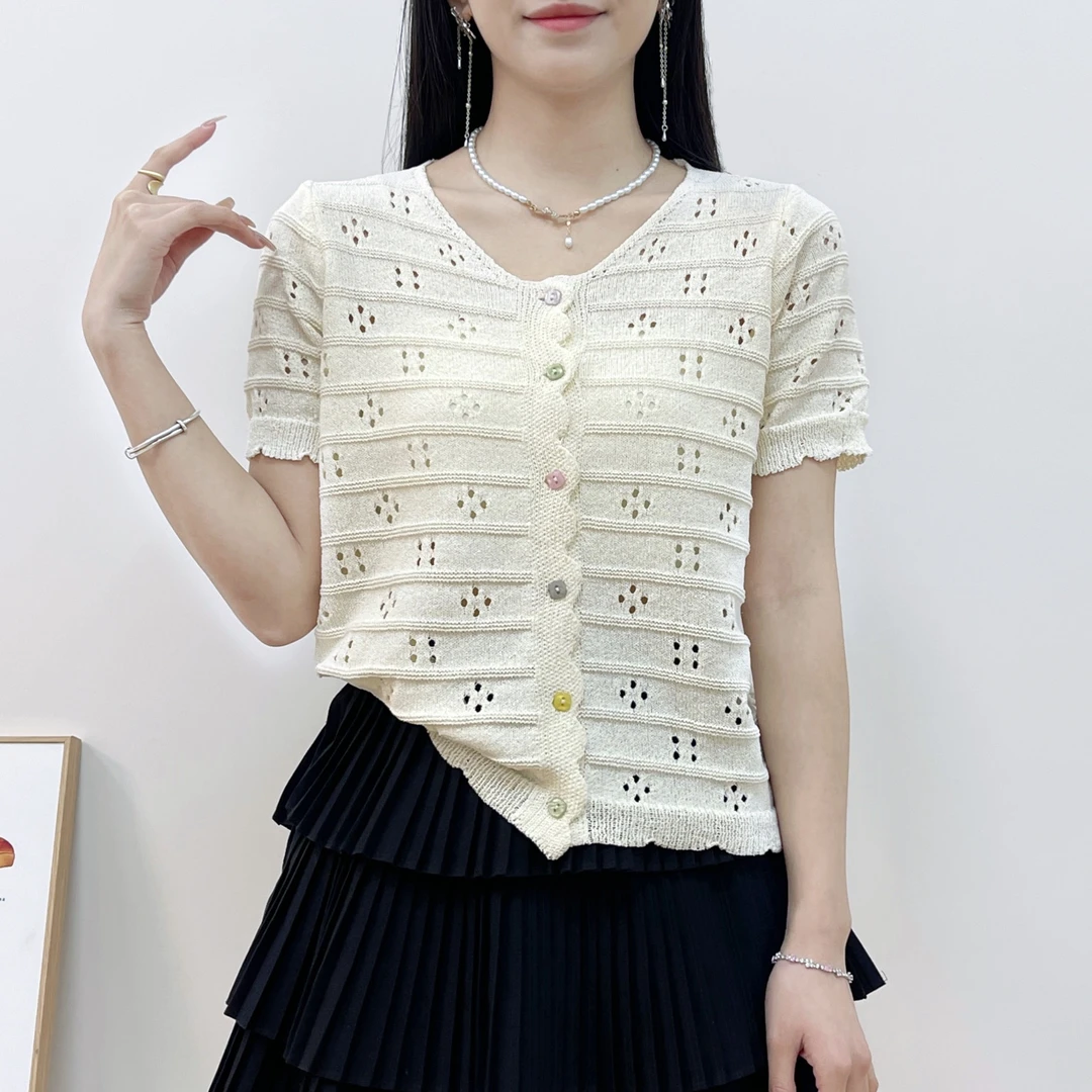 2025夏装新款韩版V领镂空针织开衫女甜美温柔洋气短袖T恤女J9051