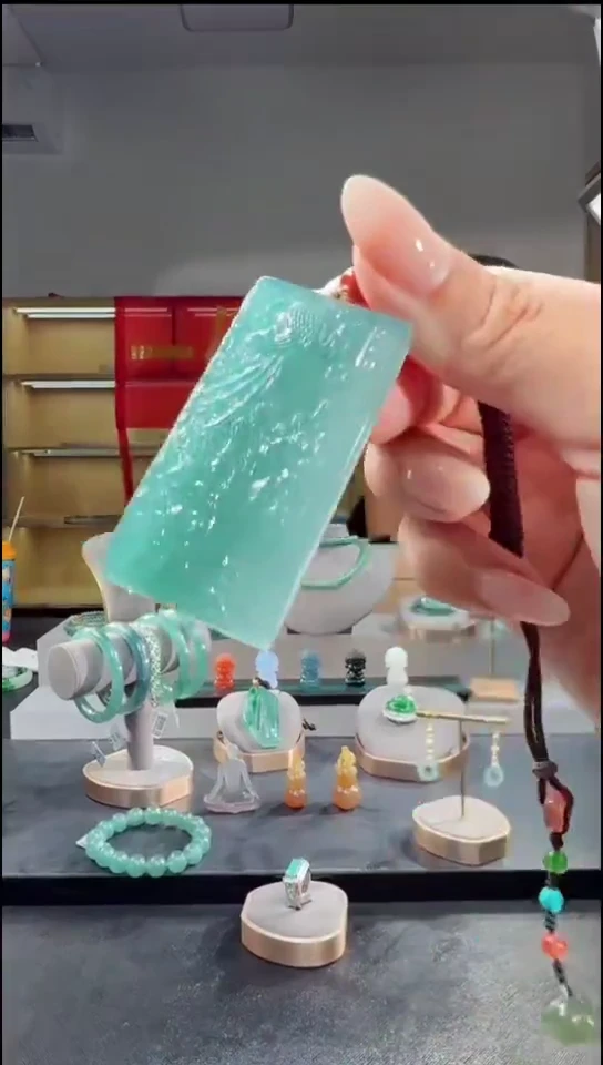 吊坠(不含链)未镶嵌翡翠凤凰