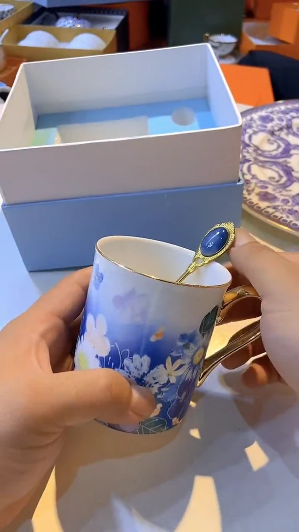 鸿辉家品牌瓷器，京东包邮！