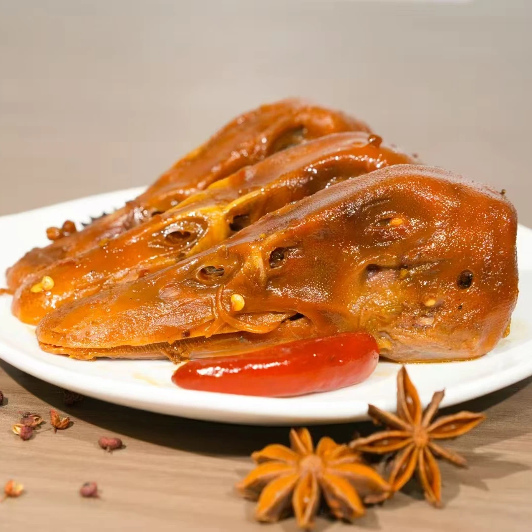 麻辣鸭头，享受拉馋，下酒菜必备佳品，根本停不下来熟食