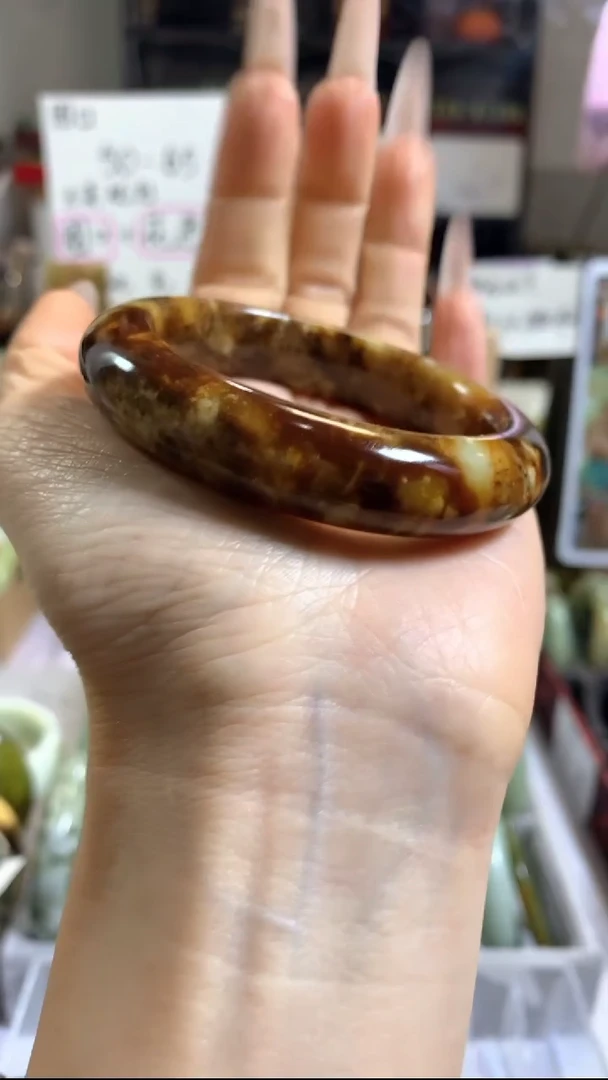 未镶嵌岫玉手镯6 52+ 包容