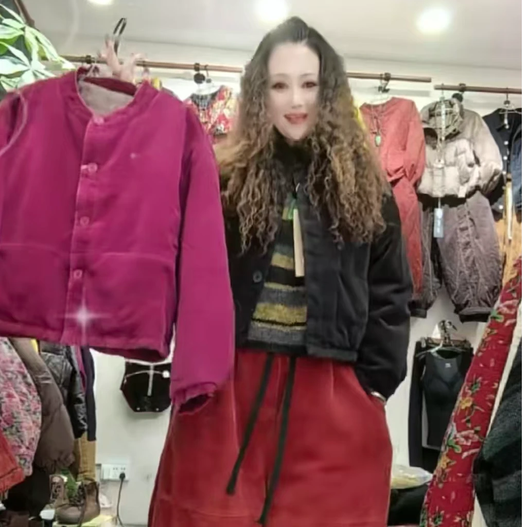 【依然美】小领升级版软化细条绒休闲时尚轻热棉短款暖暖袄