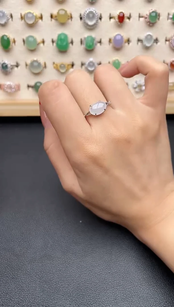 【闪购商品】翡翠戒指银S925镶嵌一物一证一礼盒