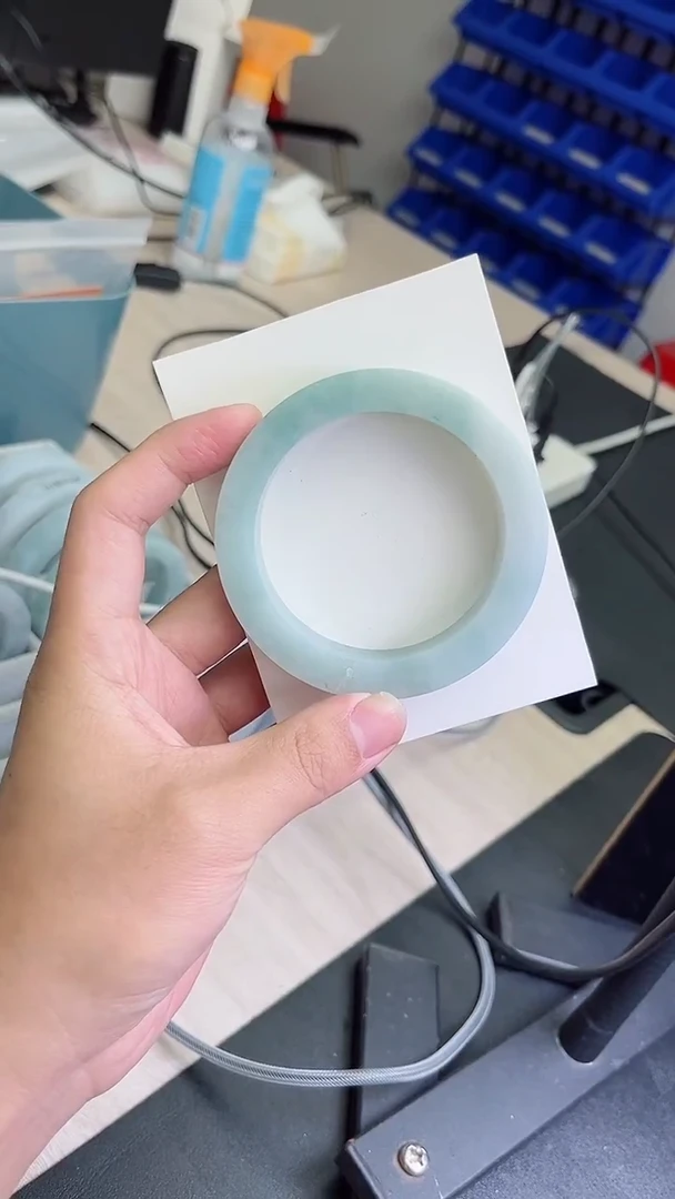 未镶嵌手镯定制翡翠皇*定制