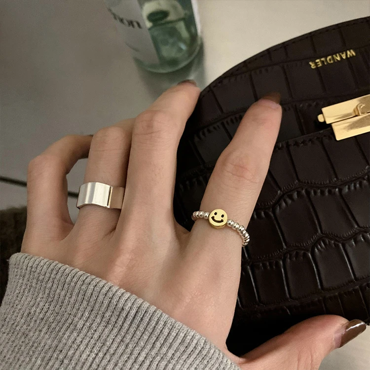 韩国ins风撞色笑脸串珠戒指女轻奢小众弹力绳可调节