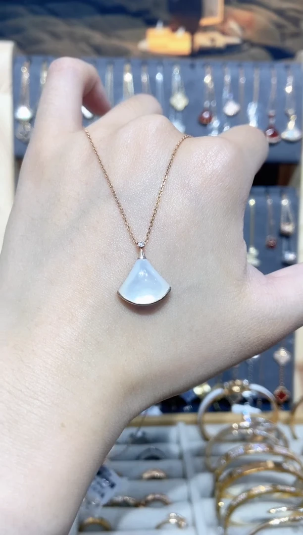 套链贝壳（贝母）18K金镶嵌贝母K玫