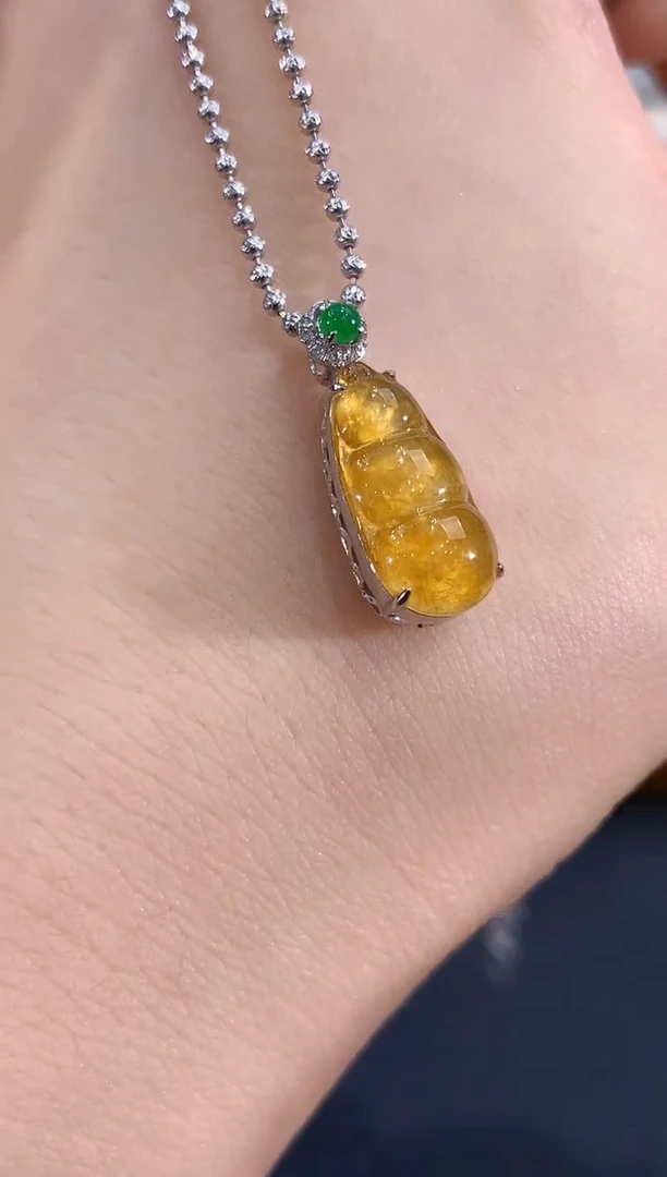吊坠(不含链)18K金镶嵌翡翠B122