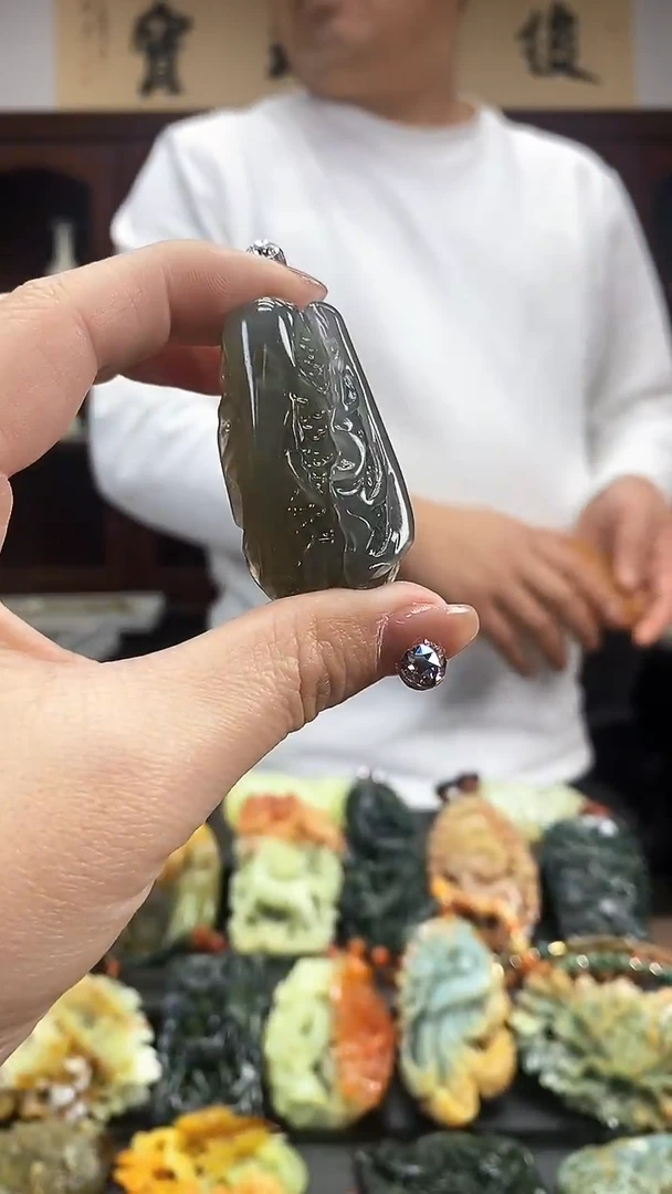 【闪购商品】蛇纹石玉吊坠未镶嵌多样性发货*拍一发一