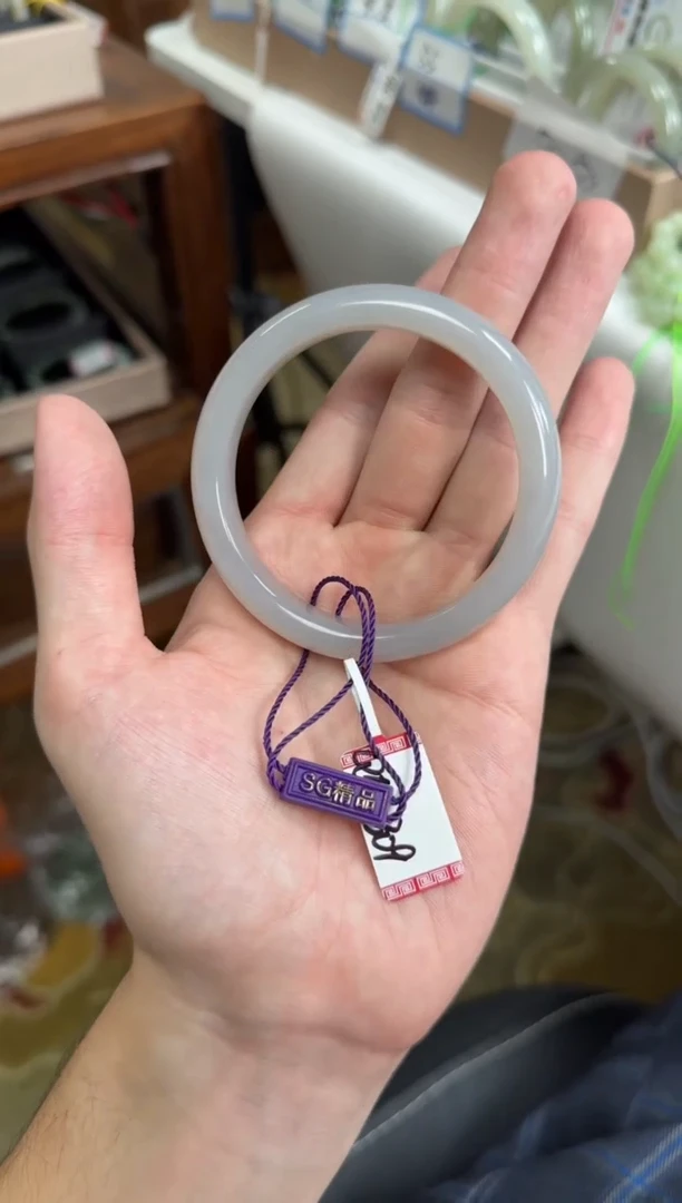 未镶嵌手镯和田玉56