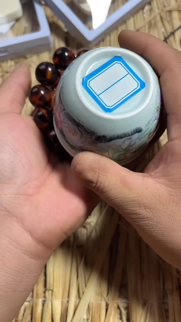 摆件摆件摆件摆件摆件冒瓷1.8手串
