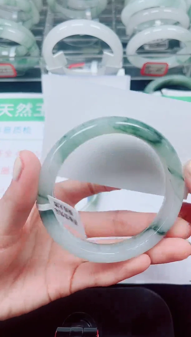 未镶嵌手镯石英质玉75-61/62