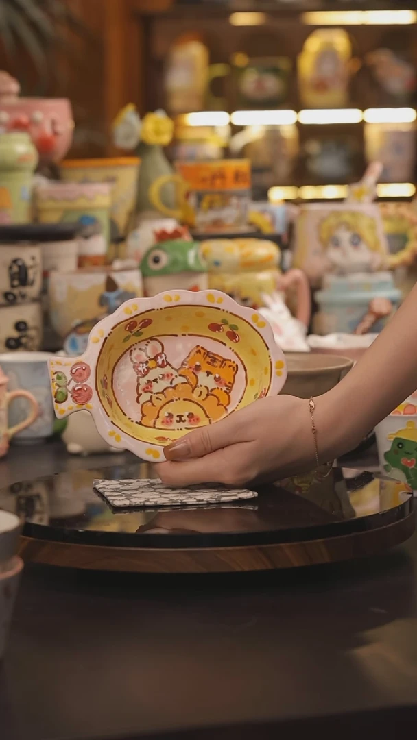 景德镇釉下彩绘设计师款式陶瓷