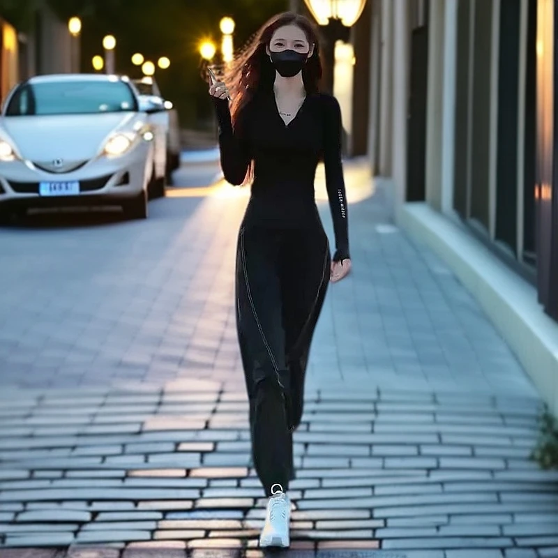 春秋休闲运动显瘦套装秋季小众炸街高级感新款时尚洋气百搭女装