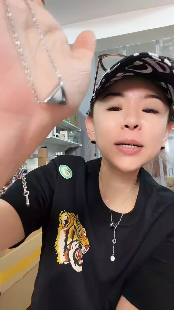 丙纶哈哈哈哈哈哈