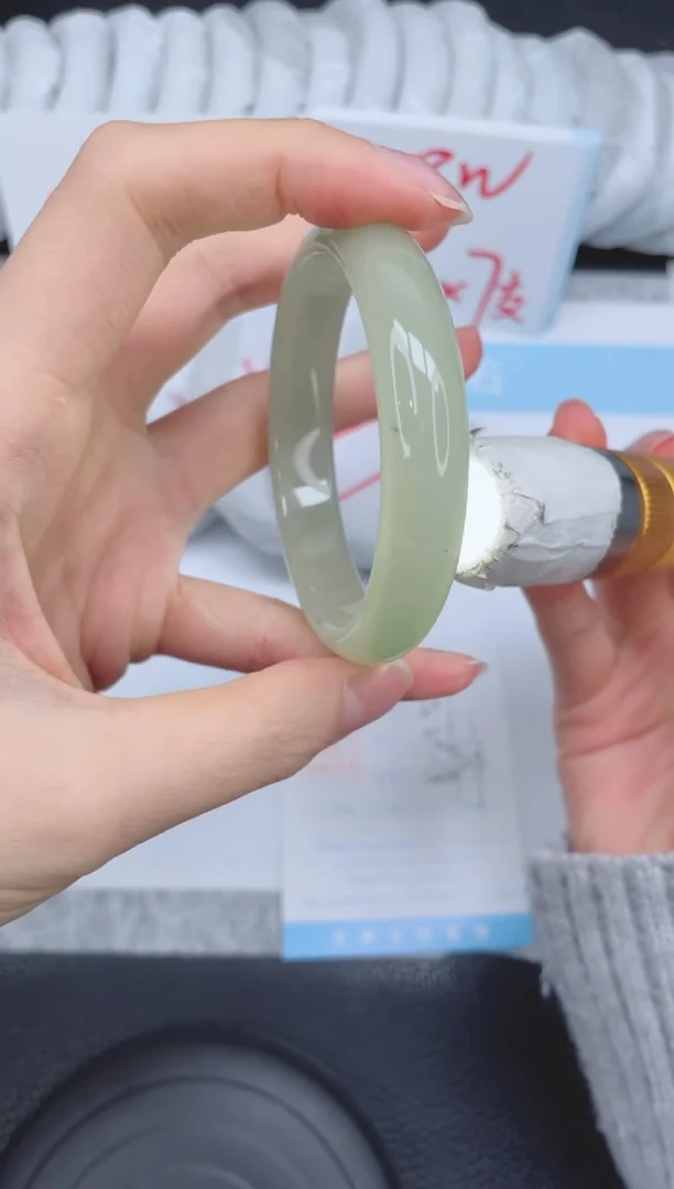 未镶嵌手镯石英质玉201-53.3