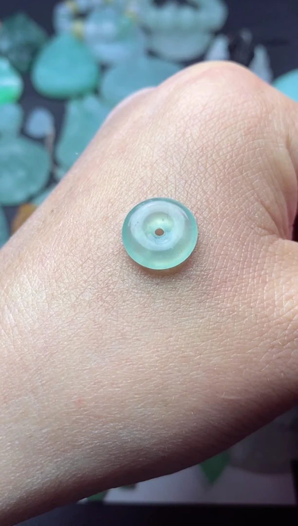 【闪购商品】定制翡翠未镶嵌a货翡翠