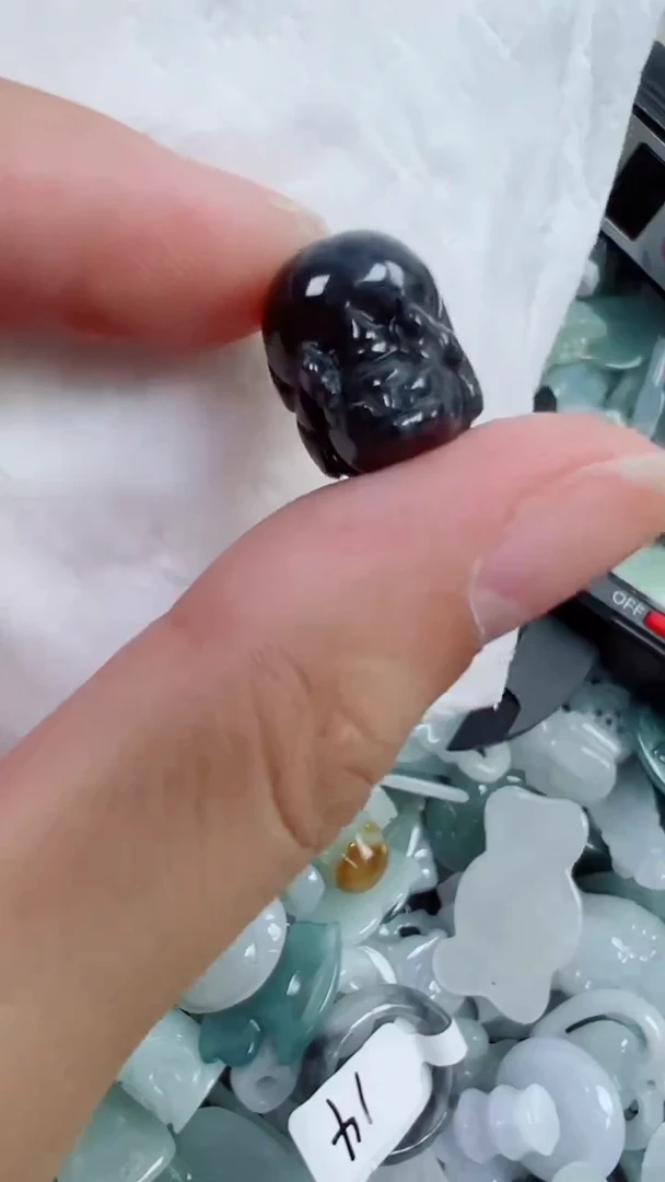 散珠翡翠27号链接，A货翡翠