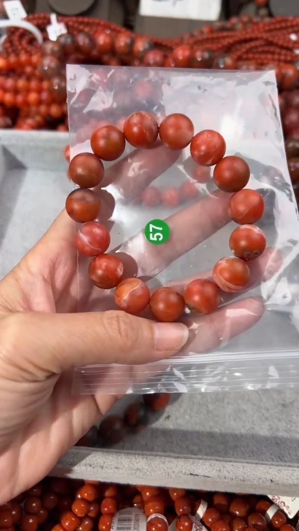 南红玛瑙手串未镶嵌13+
