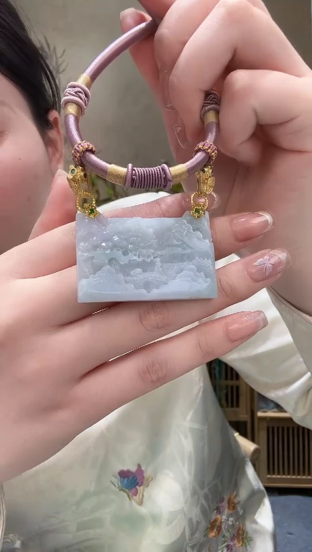 【闪购商品】翡翠颈饰未镶嵌吊坠