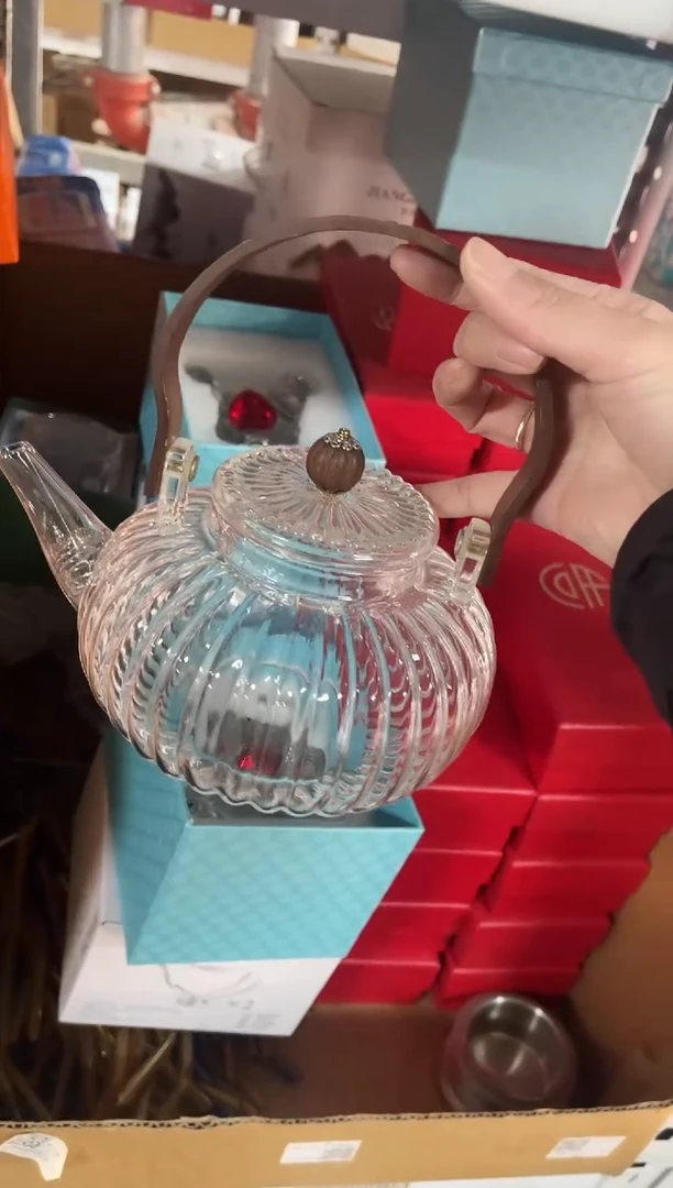 有机玻璃茶壶1个