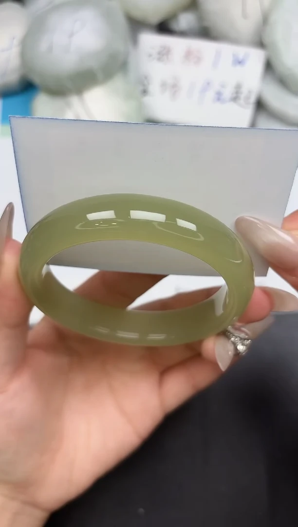 未镶嵌手镯石英质玉116-59-60