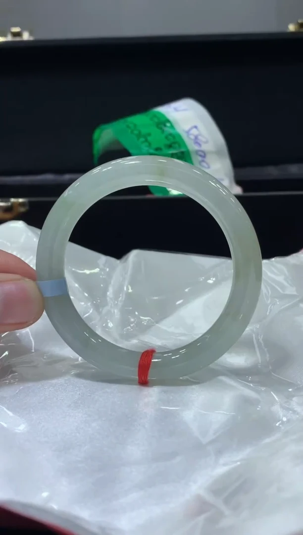 未镶嵌手镯翡翠翡翠手镯