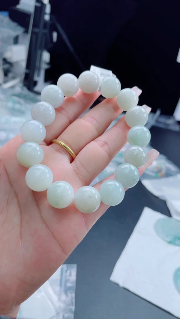 未镶嵌定制翡翠珠串