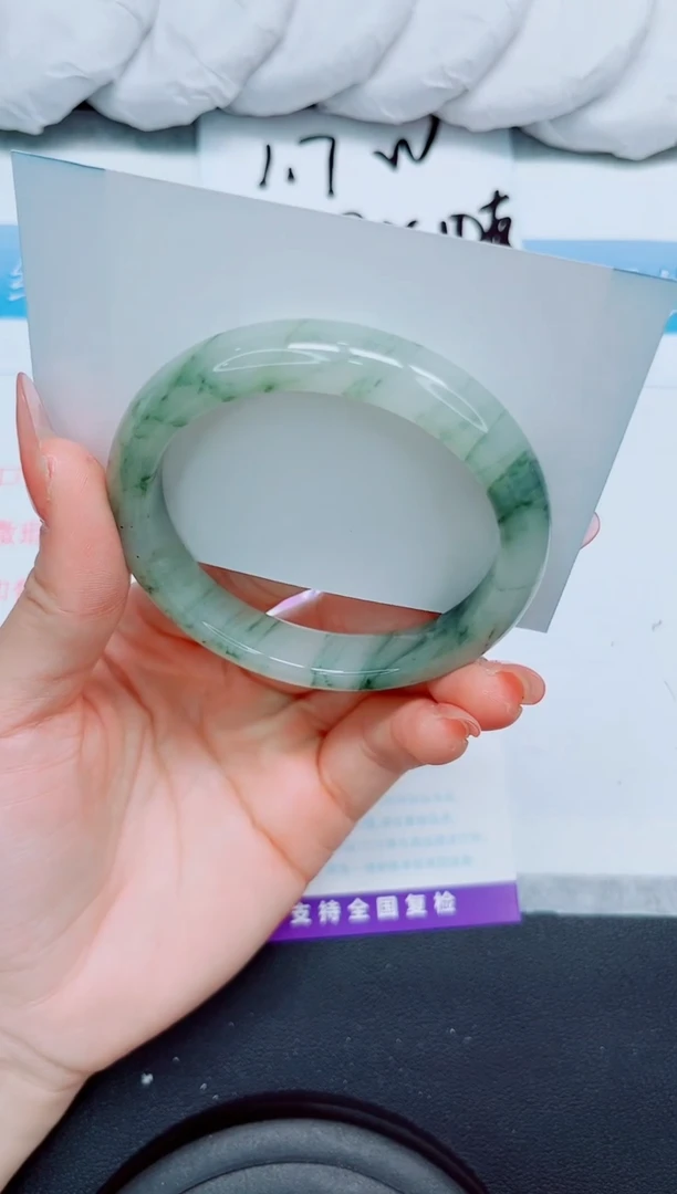 【闪购商品】石英质玉手镯未镶嵌108-58.8