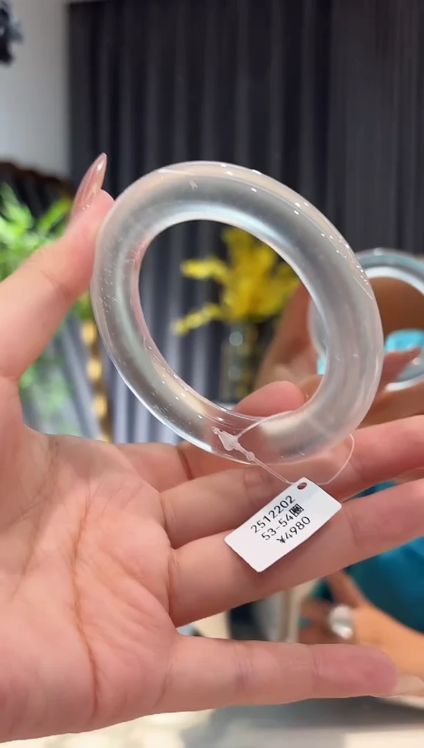 未镶嵌手镯石英质玉12202