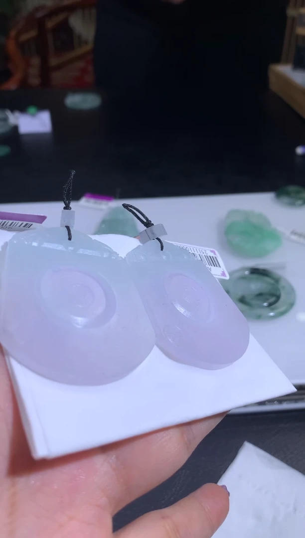 未镶嵌定制翡翠y****米翡翠