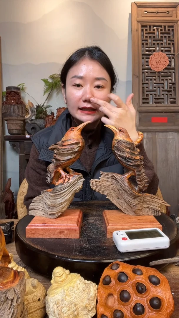 摆件山****张97898778