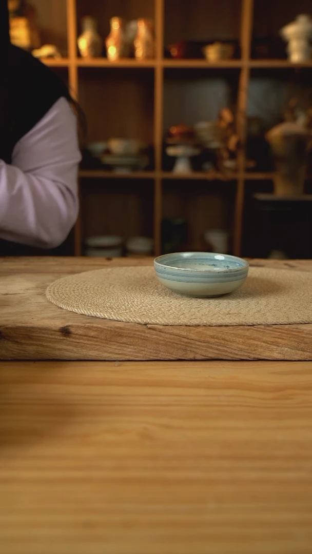 青云系列的大号小圆碟1个