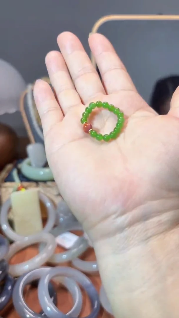 和田玉戒指未镶嵌1