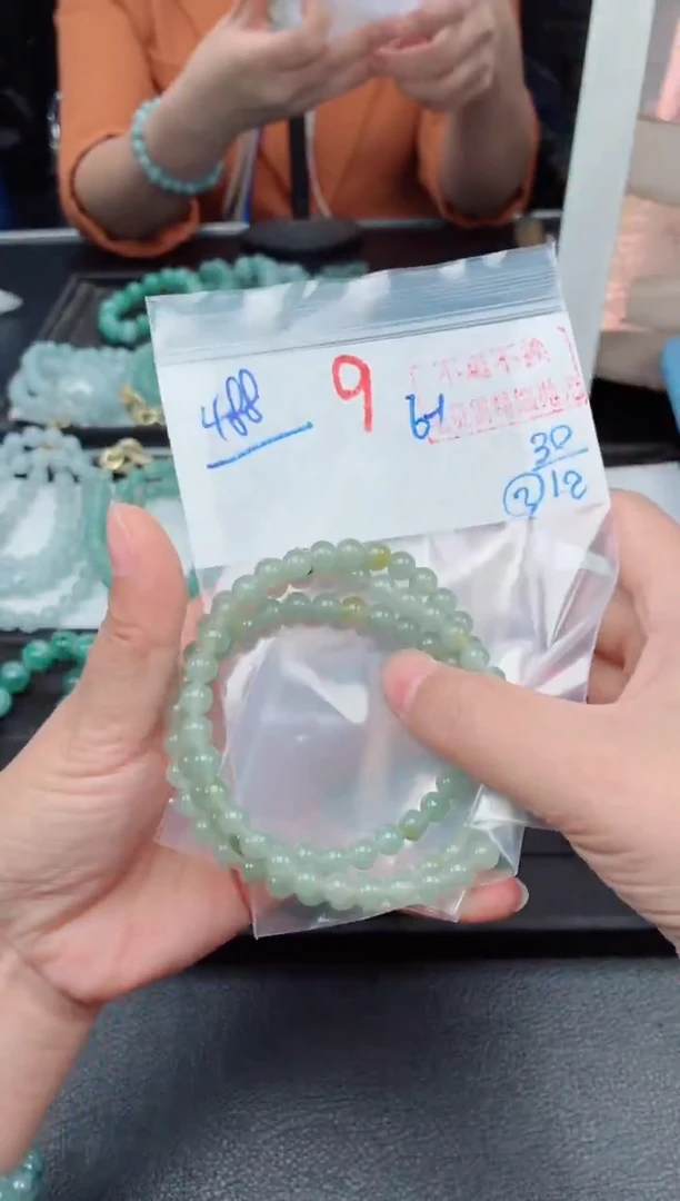 未镶嵌定制翡翠毛货需精细抛光，拍一发一