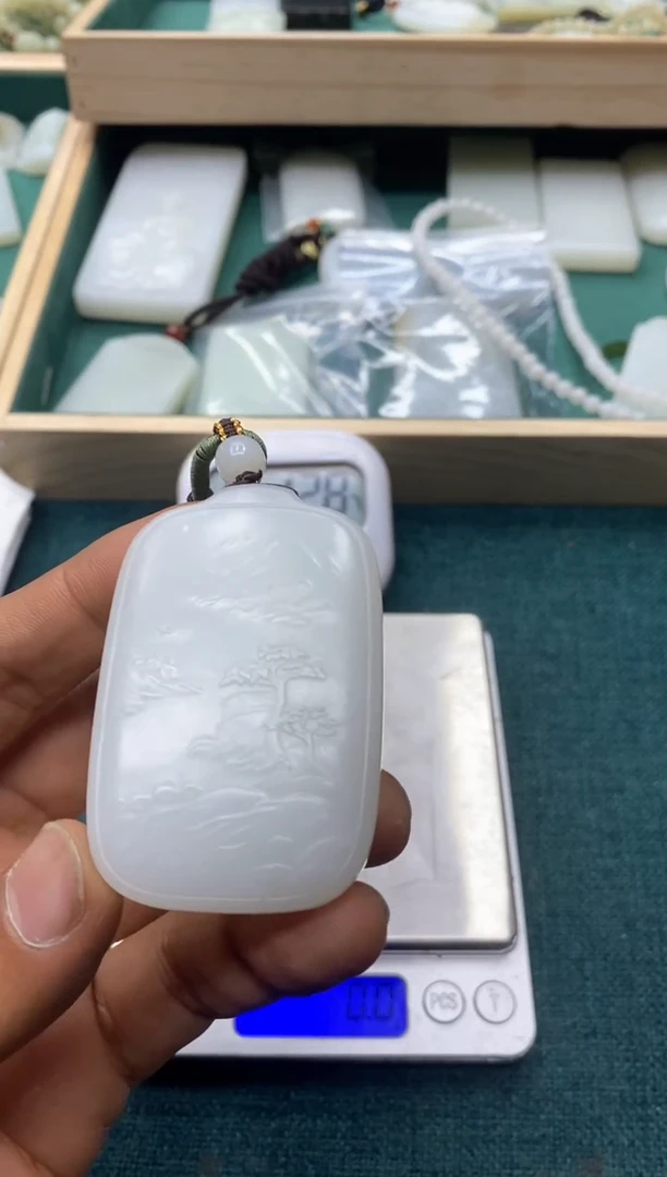 【闪购商品】定制和田玉精品挂件