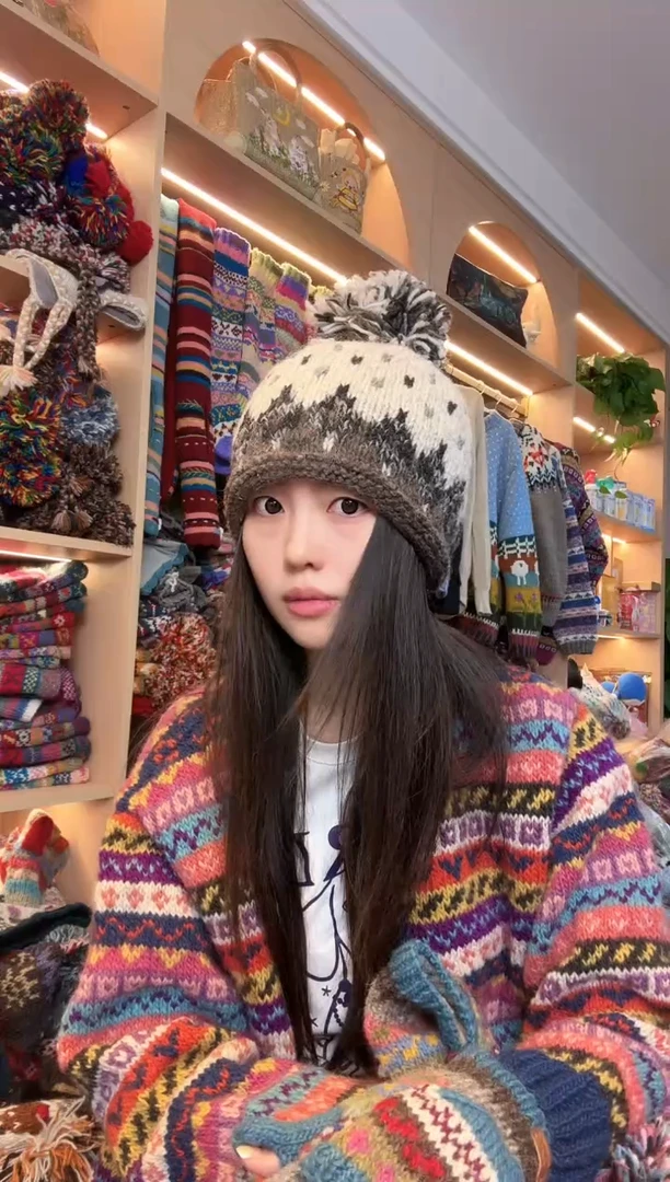 羊毛灰色星星羊毛帽子