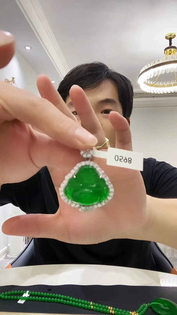 吊坠(赠链)银S925镶嵌翡翠D08