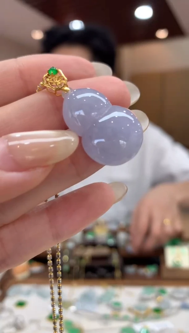 翡翠18K金镶嵌吊坠(不含链)葫芦