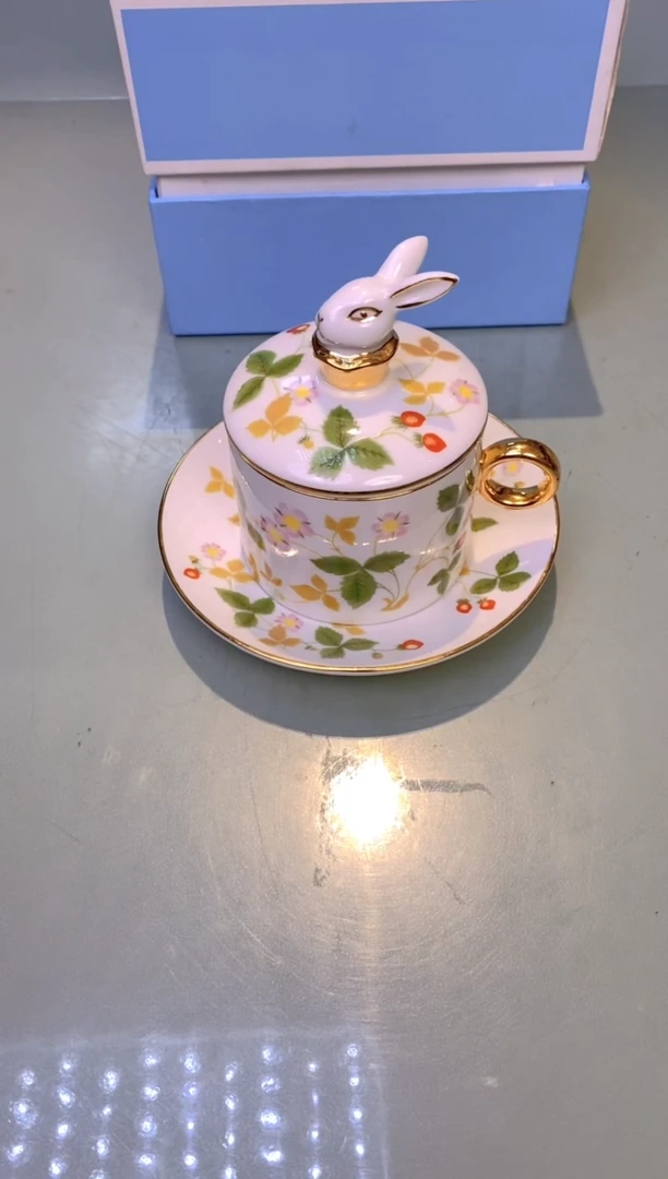 【闪购商品】瓷片兔头咖啡杯