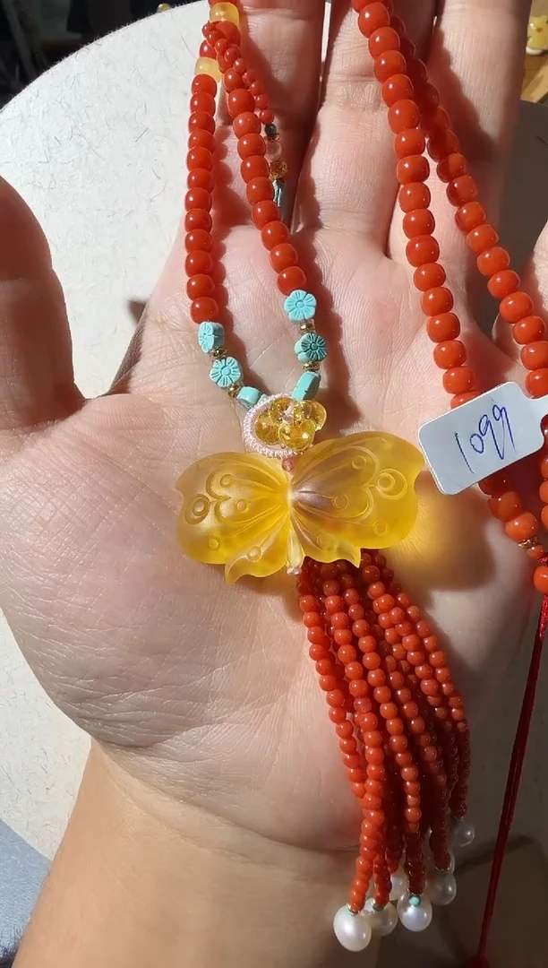 【闪购商品】琥珀项链未镶嵌琥珀蝴蝶项链