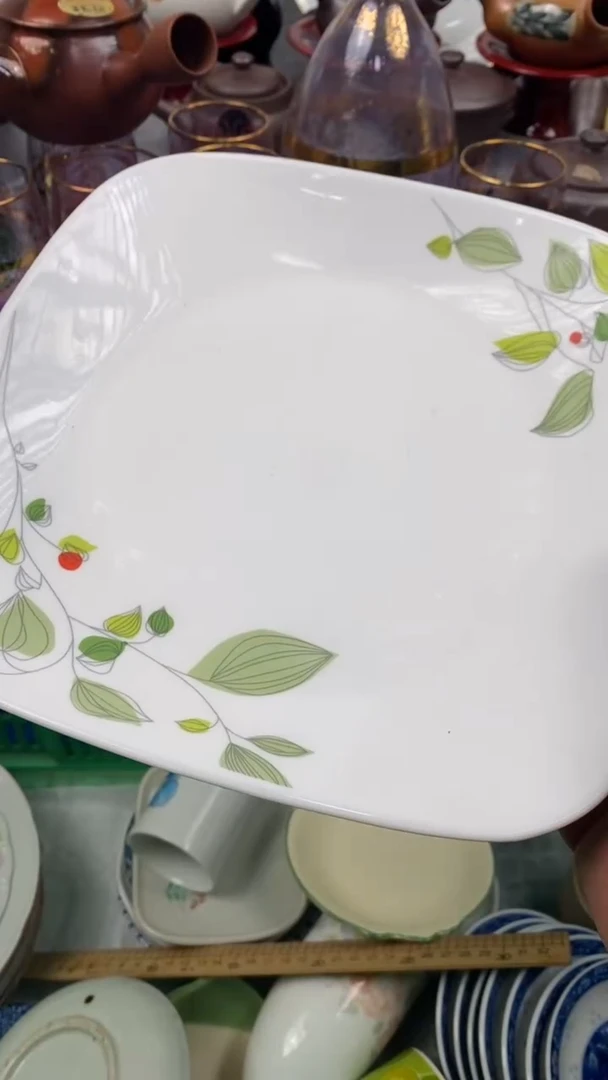 【闪购商品】瓷片201  麟 麟 麟 麟 麟 麟