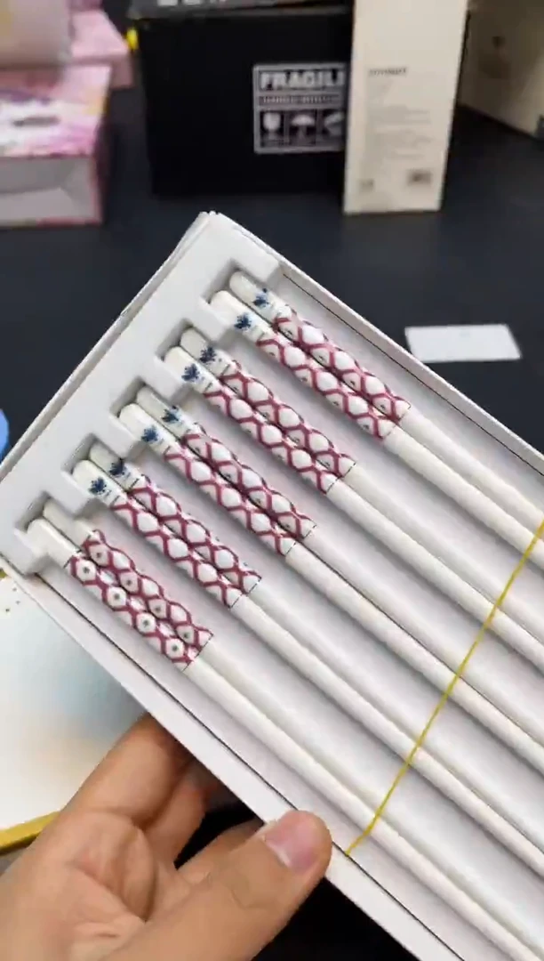 瓷片我又回来了全部漏@@Y347